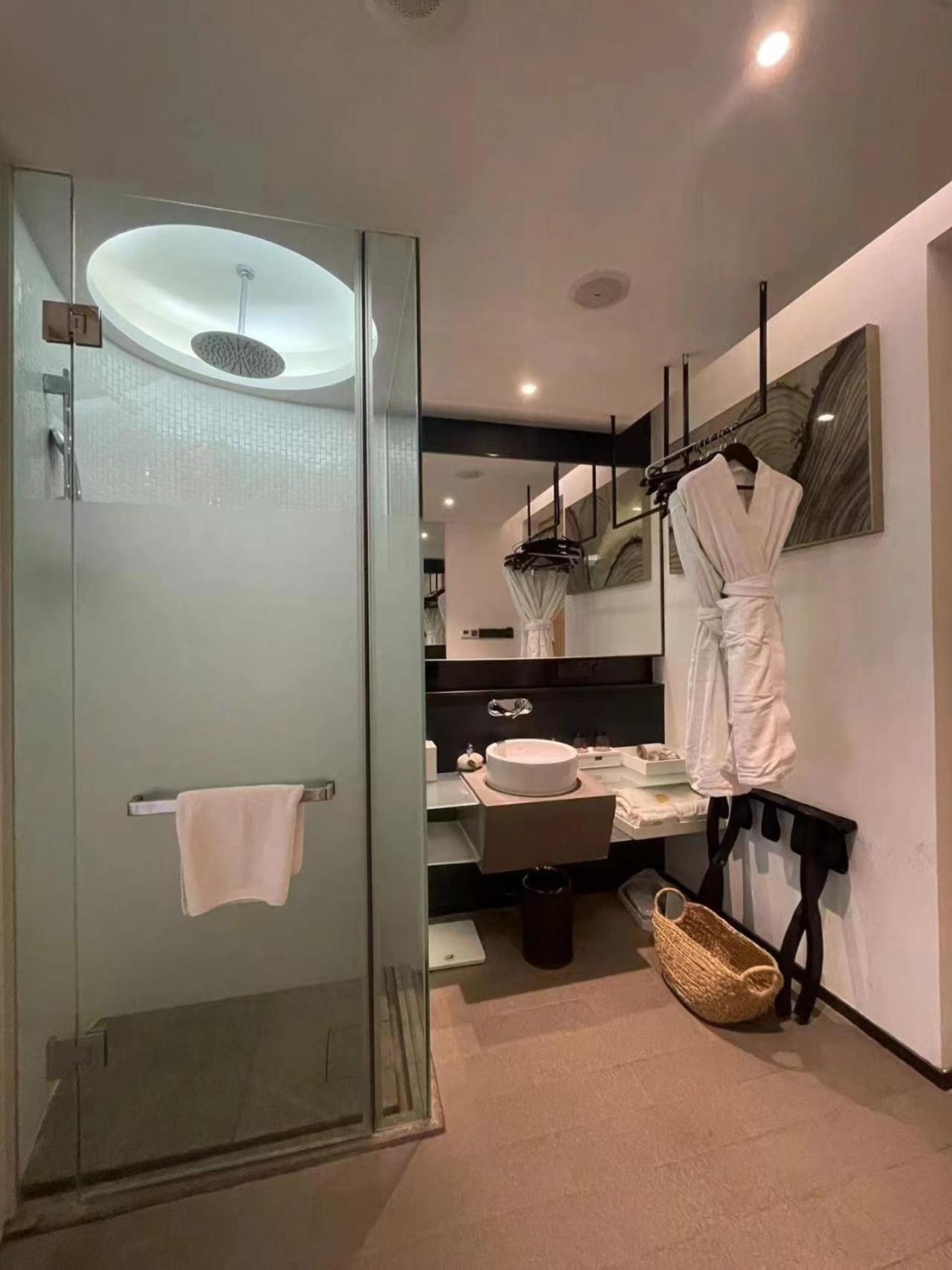 Jinshanling Great Wall Hotel Thừa Đức Ngoại thất bức ảnh